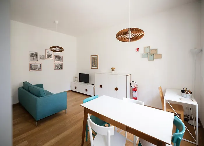 Two-room 450 Meters From Gelsomini M4 דירה