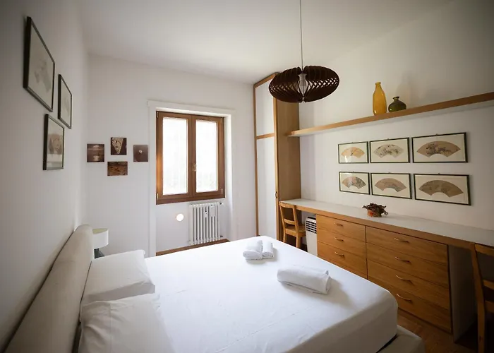Two-room 450 Meters From Gelsomini M4 דירה מילאנו